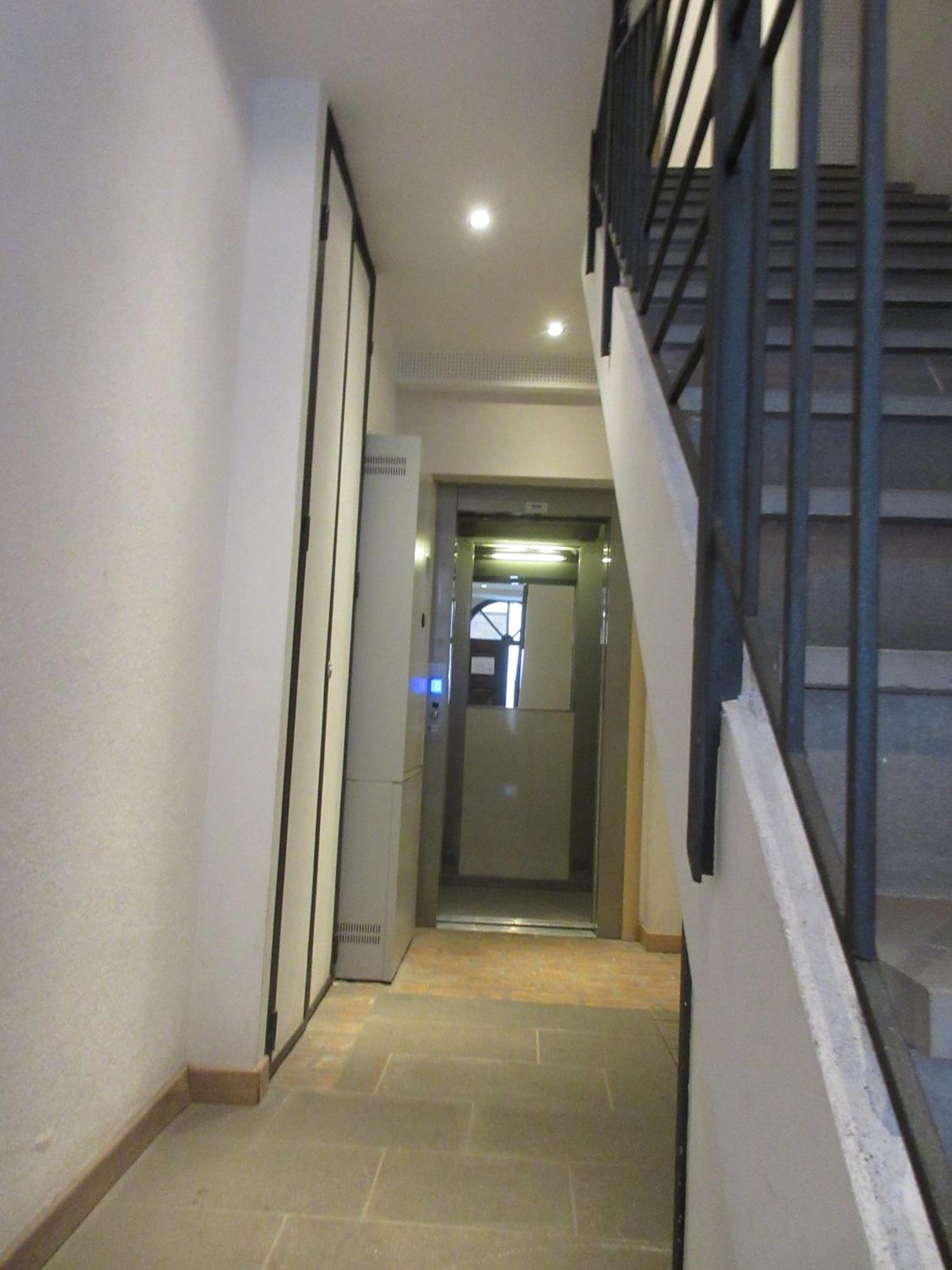 Aparthotel Torretta Eight Triest Exterior foto