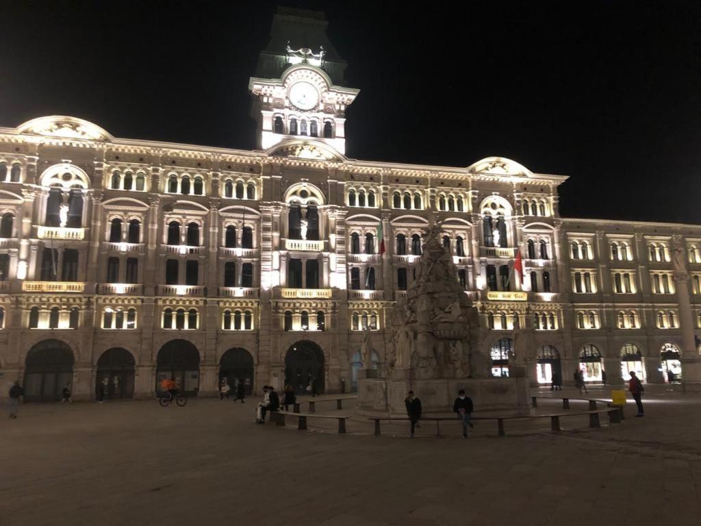 Aparthotel Torretta Eight Triest Exterior foto